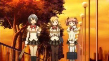 Sayaka, Mami und Madoka auf Patrouille